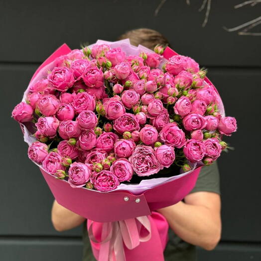 Кустовая пионовидная роза премиум 