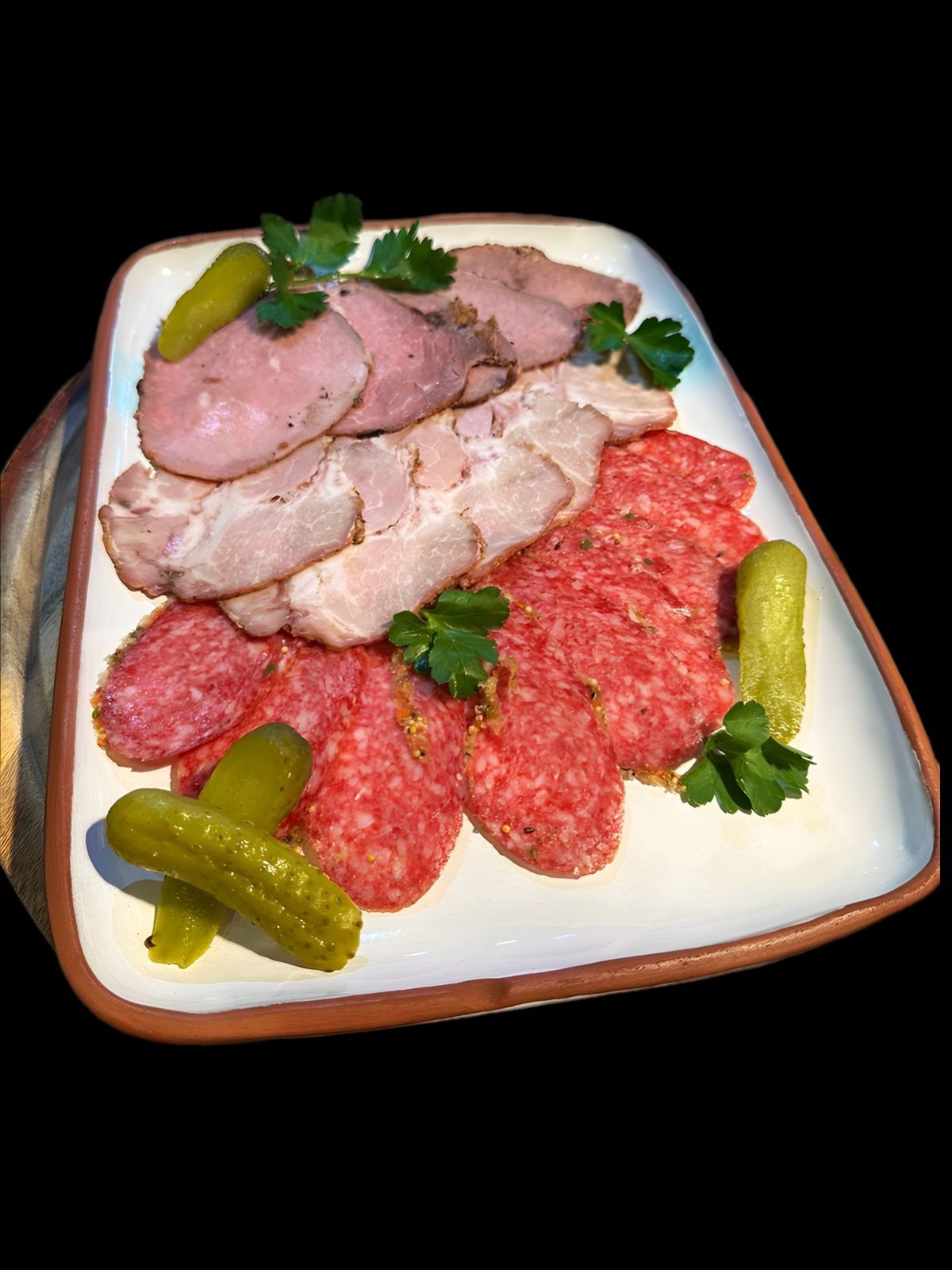 Ассорти мясное с корнишонами