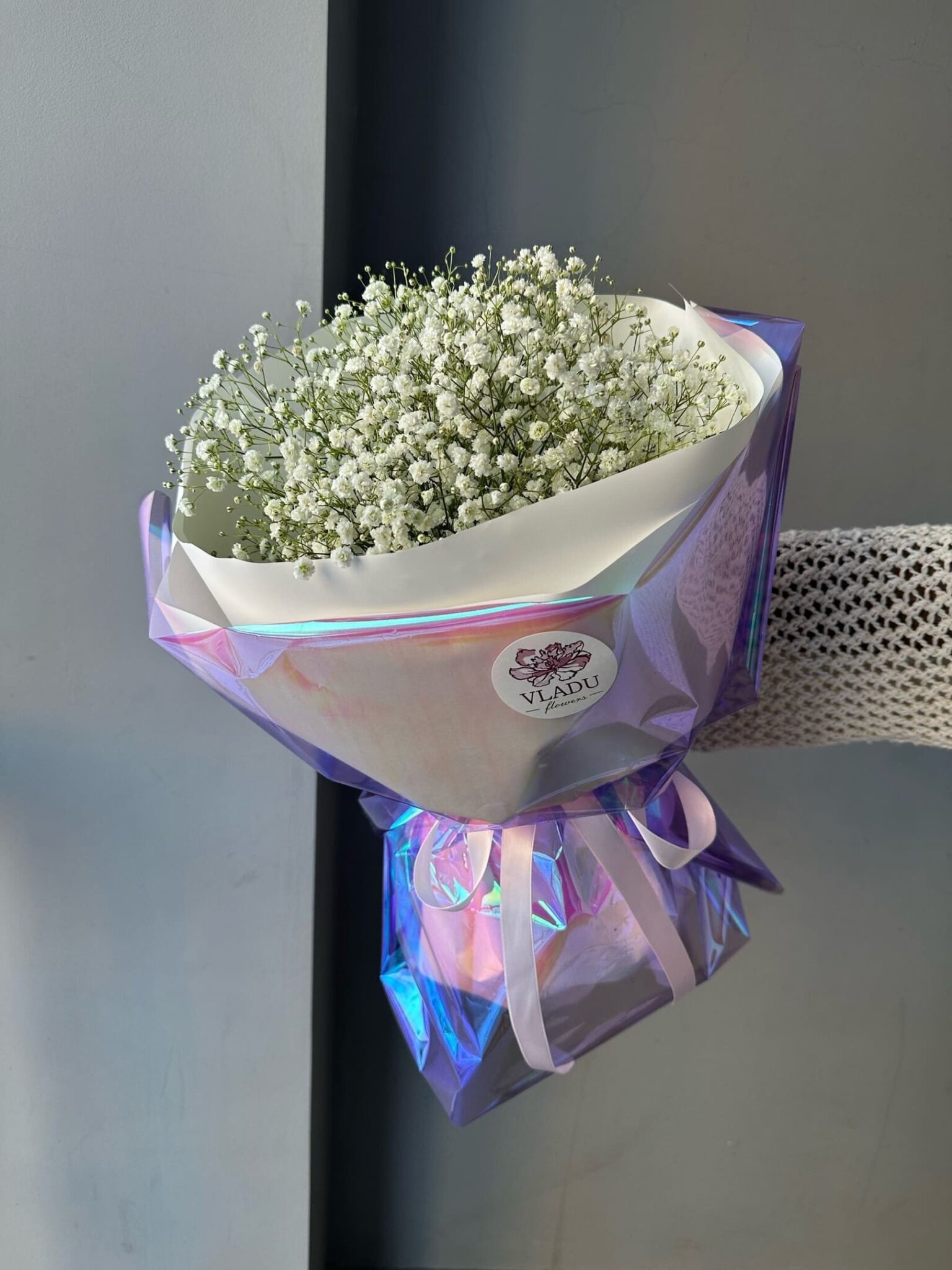 Букет из белых гипсофил