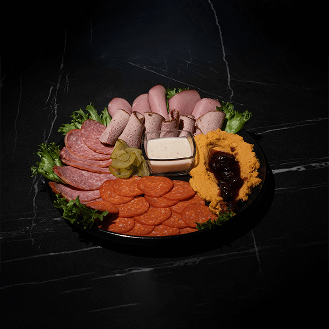 Мясная тарелка