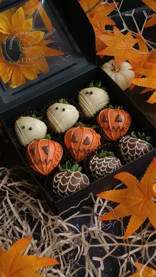 Клубника в шоколаде "Хеллоуин"