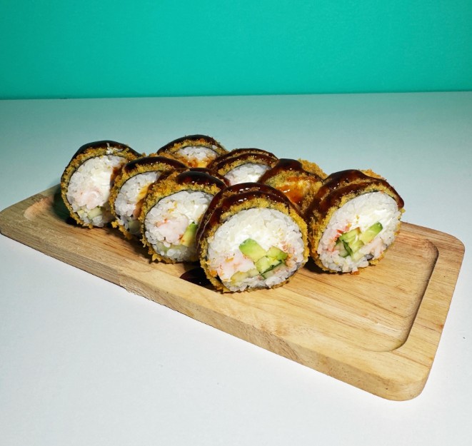 Жареный ролл кани темпура