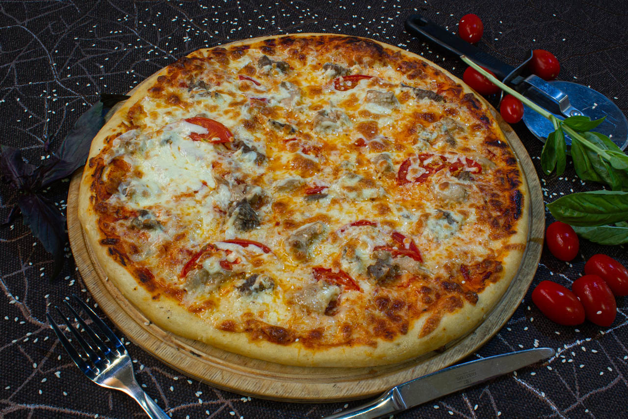 Пицца Мясное ассорти