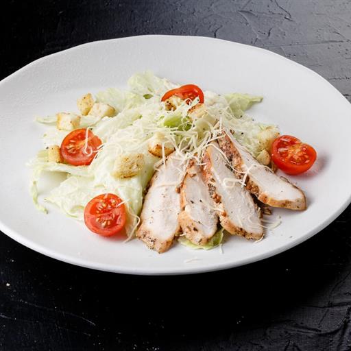 Цезарь с курицей