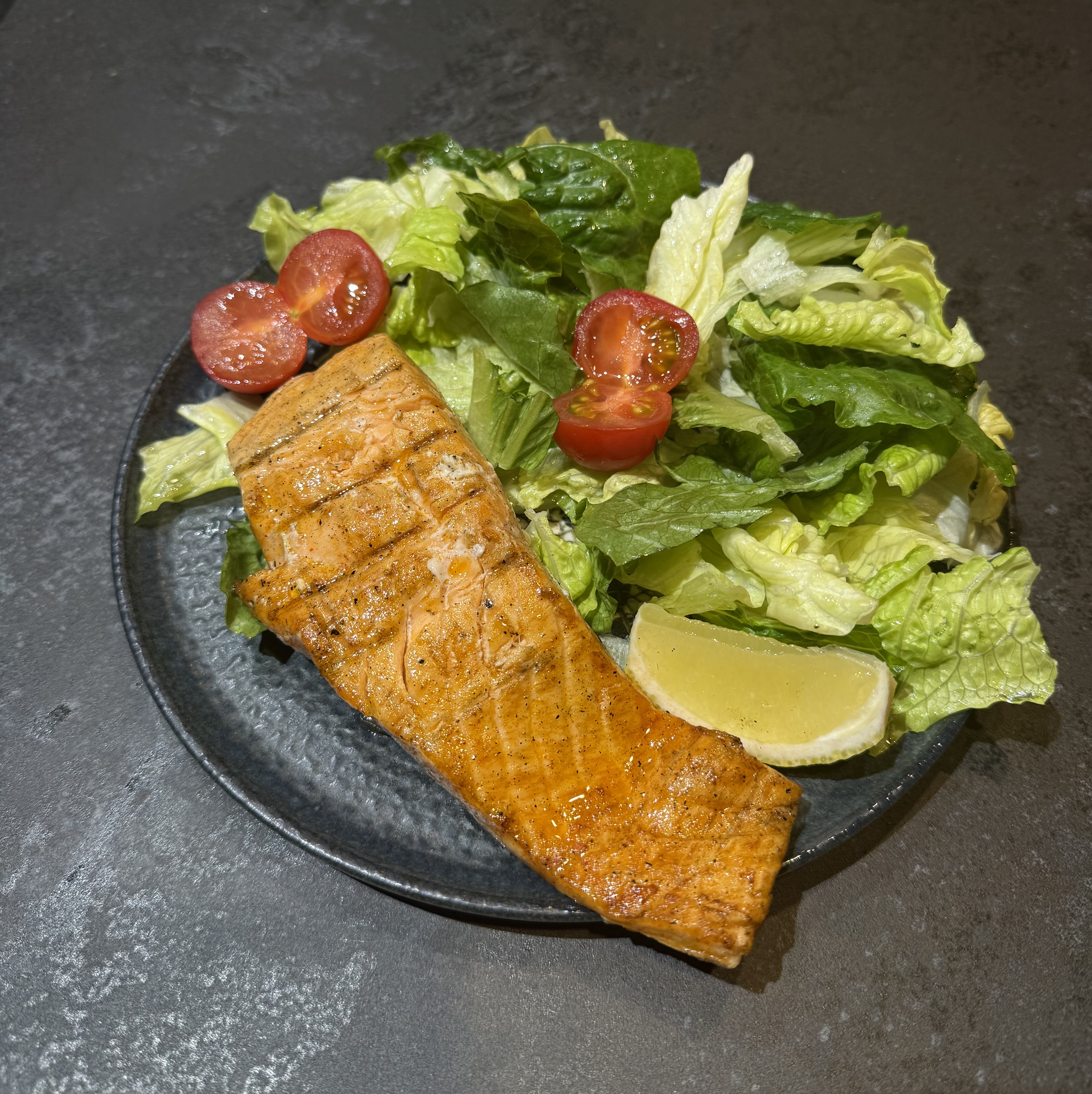 Стейк из лосося