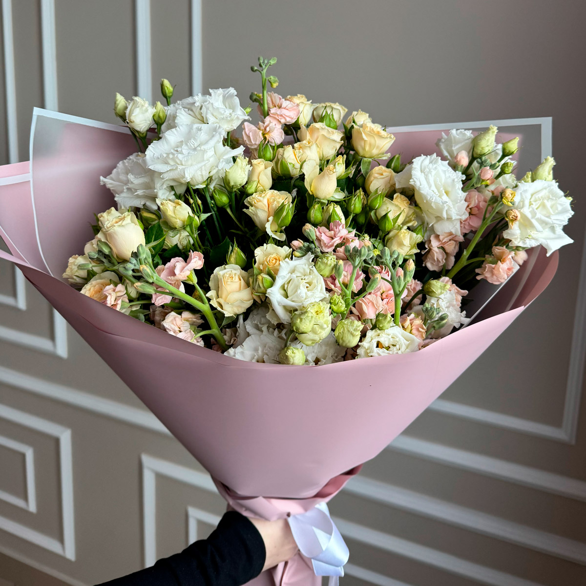 Авторский букет (предзаказ) 635