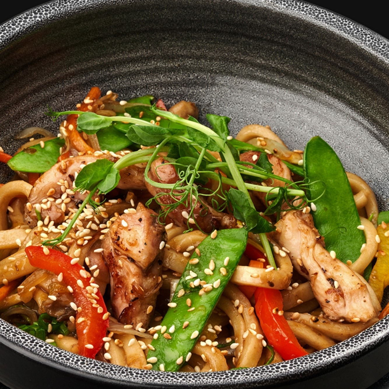 Wok Удон с курицей