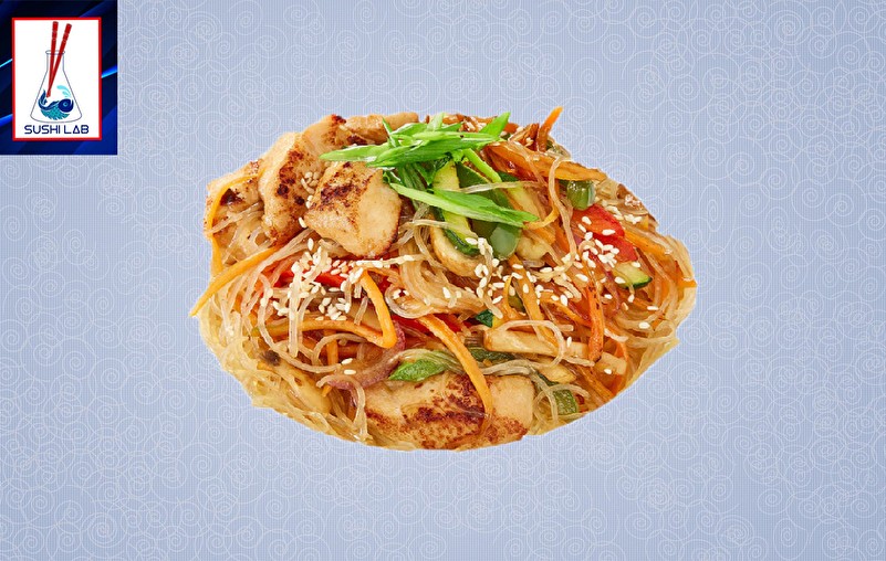 Харусаме с курицей в сливочном соусе
