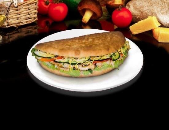 Шаурма куриная в пите с картофелем