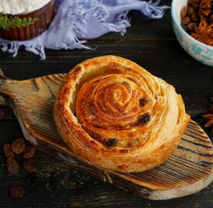 Улитка с изюмом