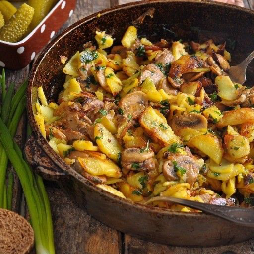 Картофель жаренный с грибами