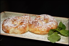 Улитка с яблоками