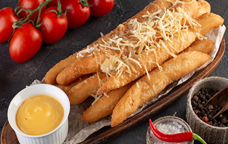 Анджелетти с пармезаном и сырным соусом