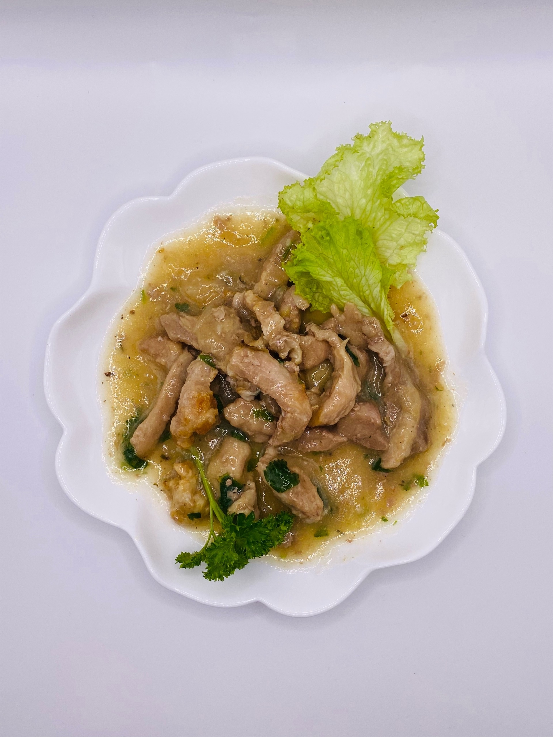 Свинина в луковом соусе