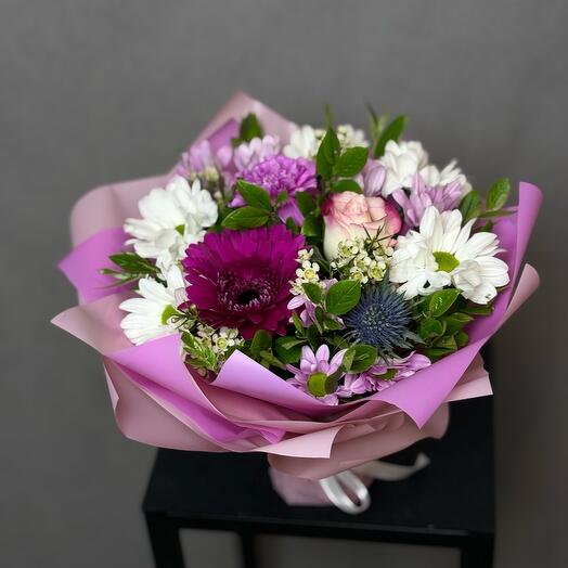 Цветочная композиция с герберой