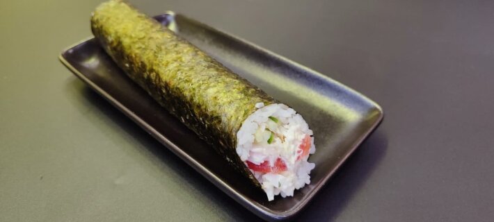 Ролл «Темаки с курицей»