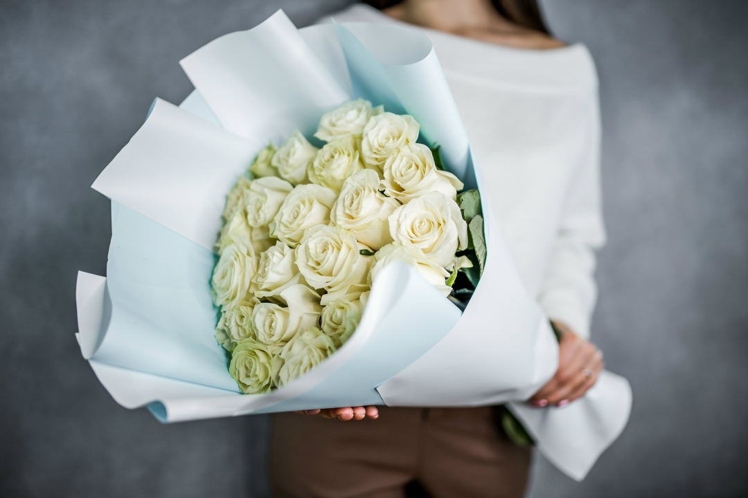 21 белая роза