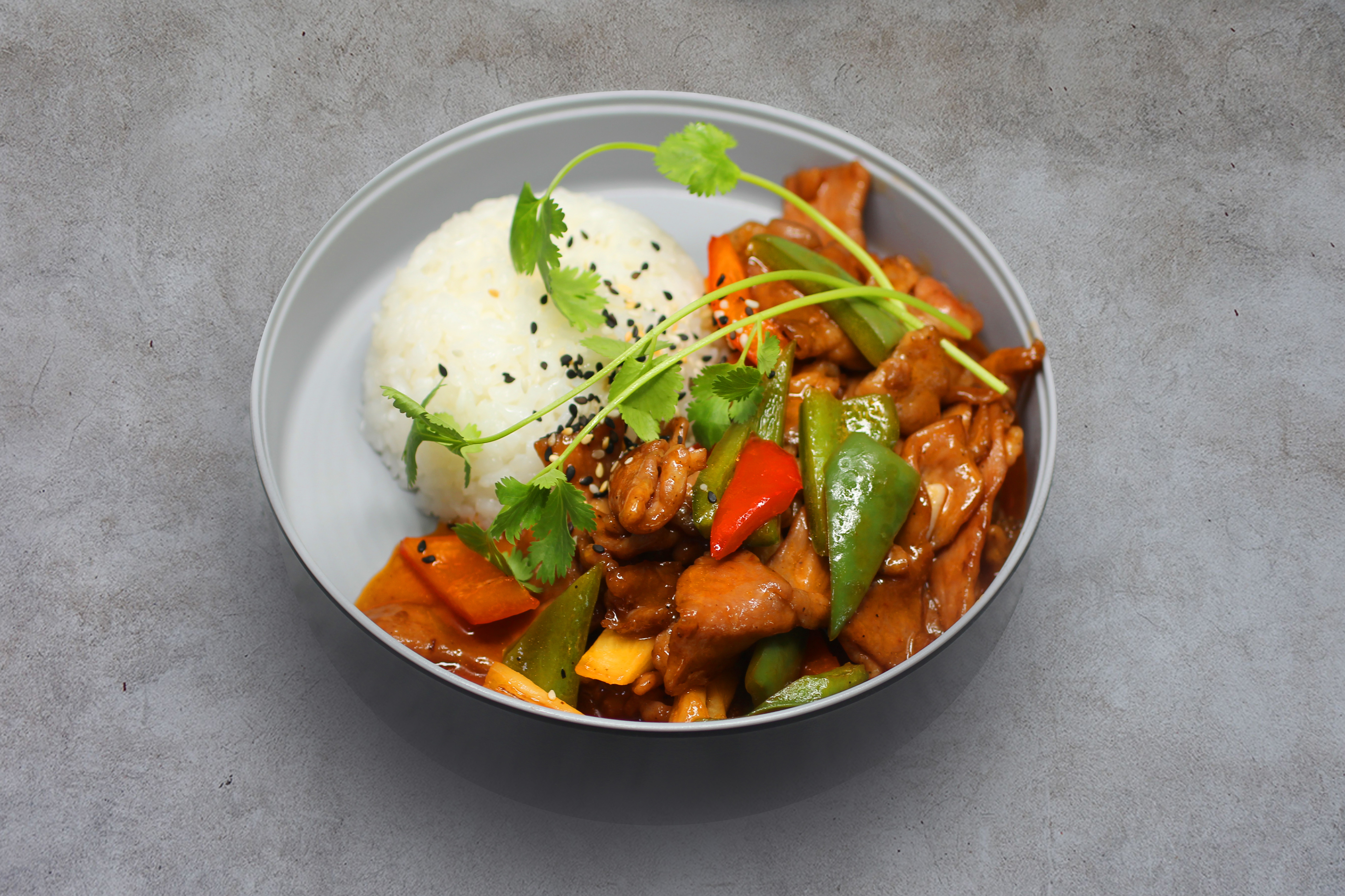 СВИНИНА С АНАНАСОМ