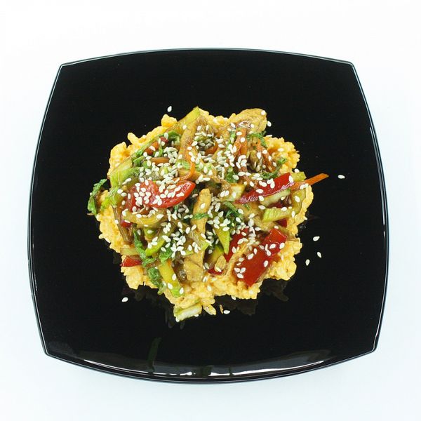 WOK Тяхан с курицей спайси