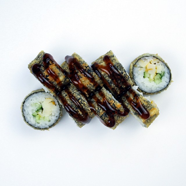 Ролл темпура с кальмаром