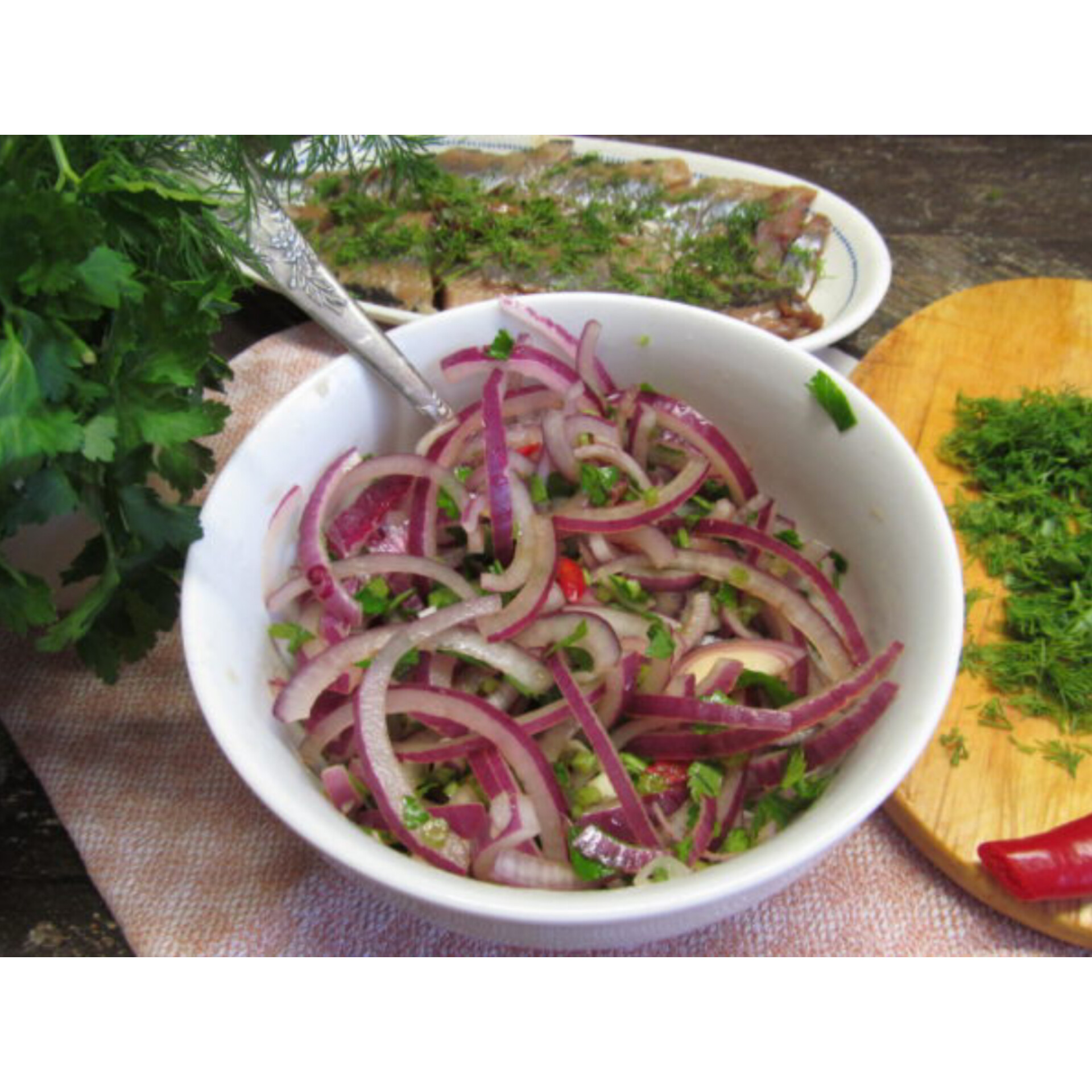 Лук маринованный
