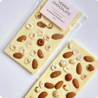 Белый шоколад 30% Almond hazelnut