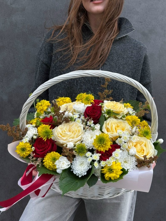 Композиция в корзине