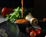 Красный с кинзой