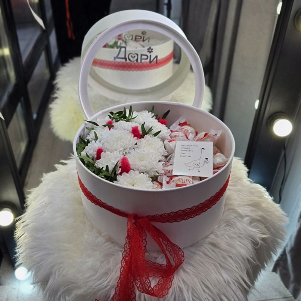 №111 Бокс с цветами и конфетами ХL