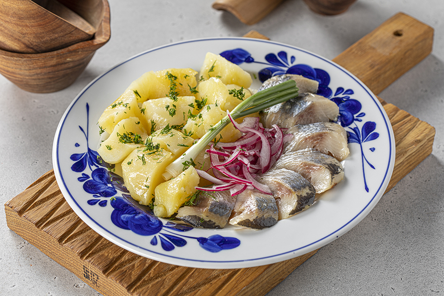 Селедочка с картофелем