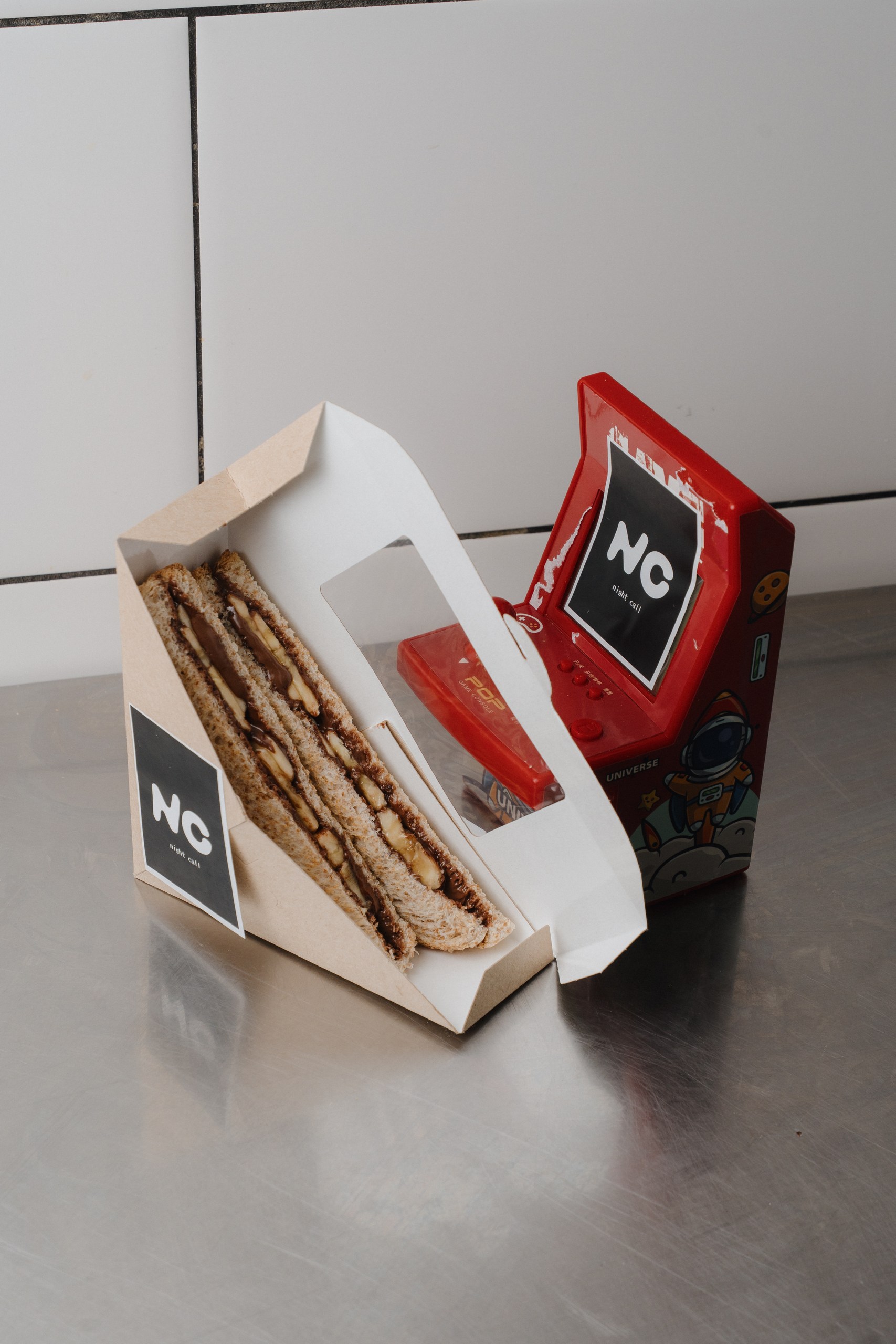 Сэндвич с нутеллой и бананом