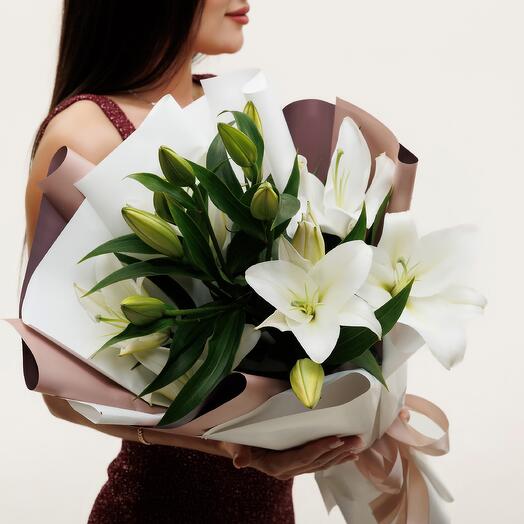 Лилия белая