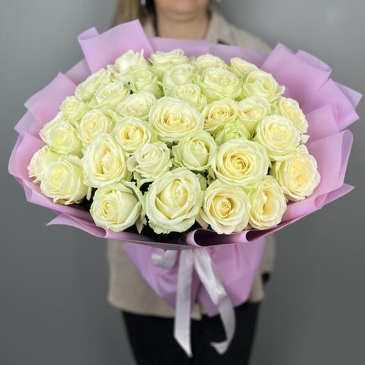 Монобукет из 35 белых роз