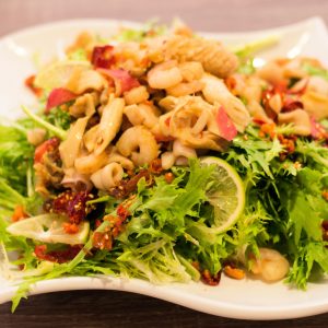 №117 Салат из руколы с морепродуктами