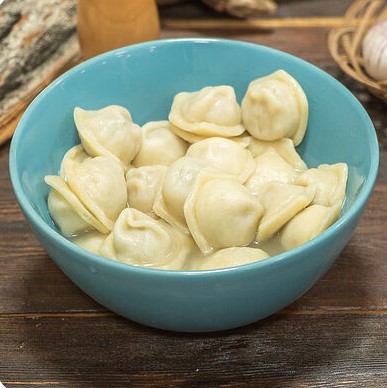 Варёные пельмени с говядиной