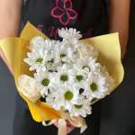 Букет живых цветов - 3 белых розы и 3 хризантемы | 5 Цветов - доставляем радость