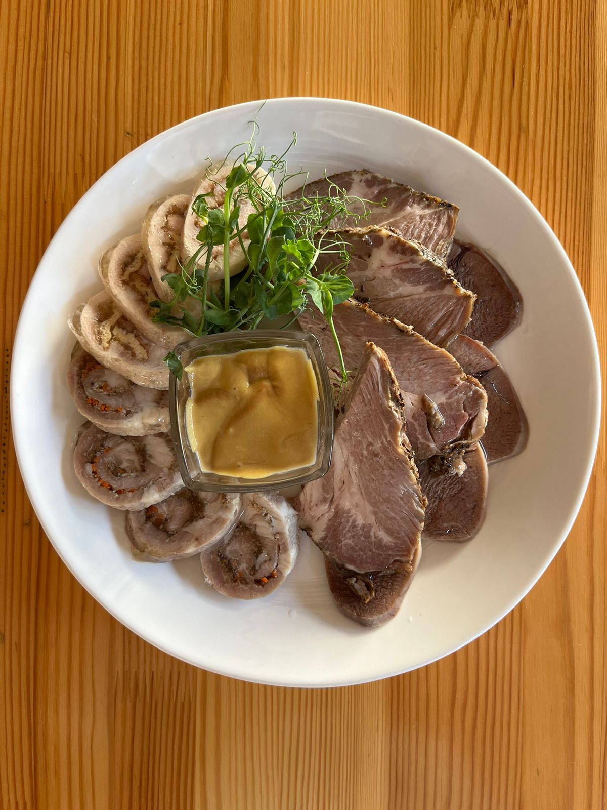 *Мясная тарелка