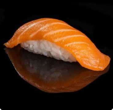 Суши с лососем