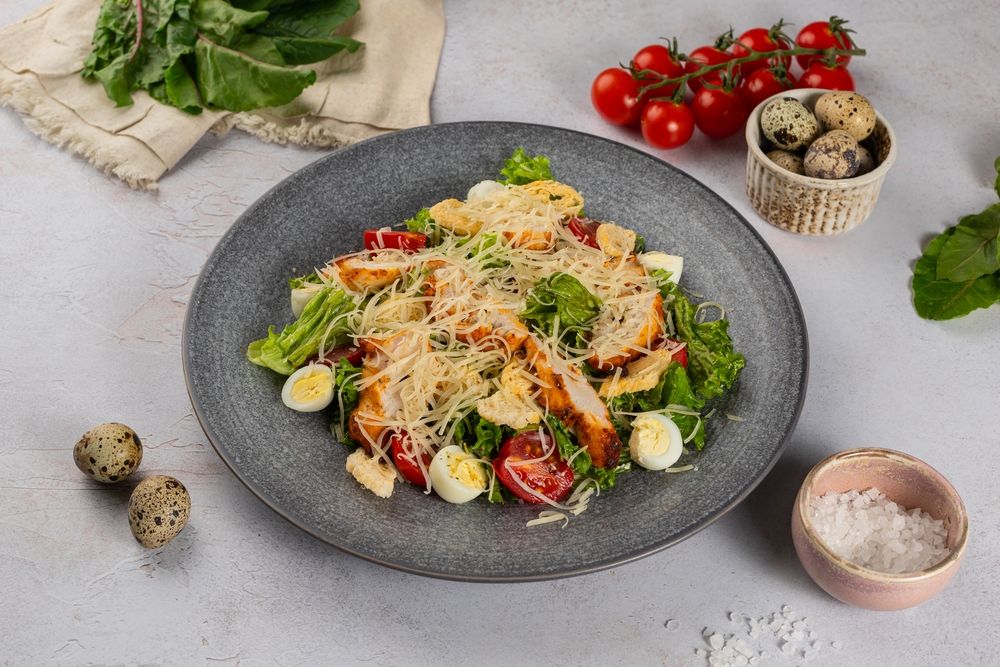 Салат Цезарь куриный