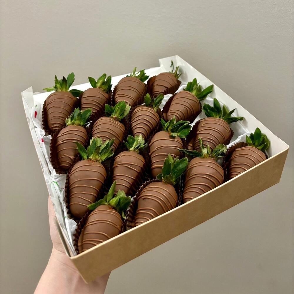 Клубника в молочном шоколаде