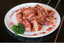 Сочная свиная шейка в маринаде