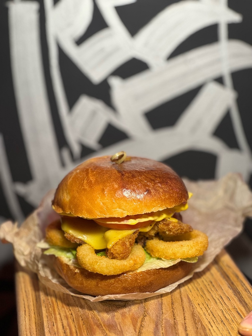 Чикен бургер