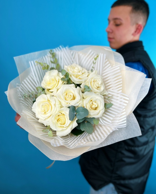 Букет нежных роз