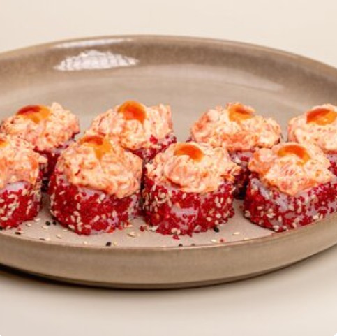 Острый ролл с лососем