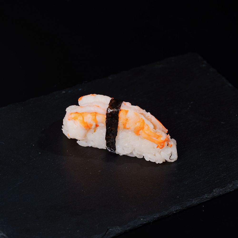 Суши с креветкой