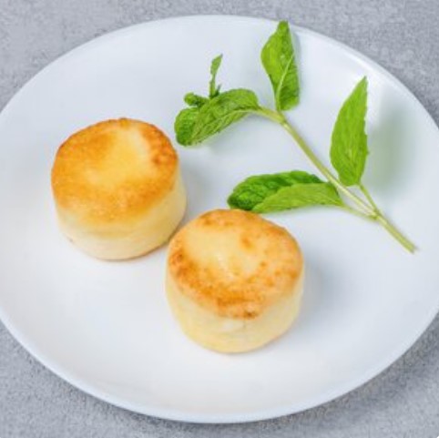 Сырники со сметаной