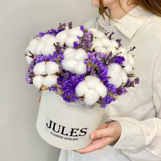 «Аромат лаванды и хлопка» композиция из стабилизированных цветов