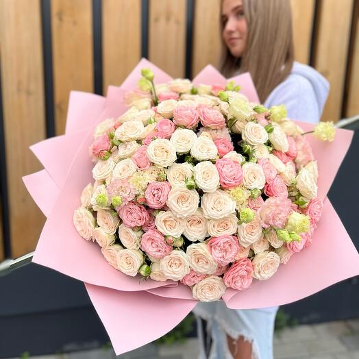 Кустовая пионовидная Роза и эустома