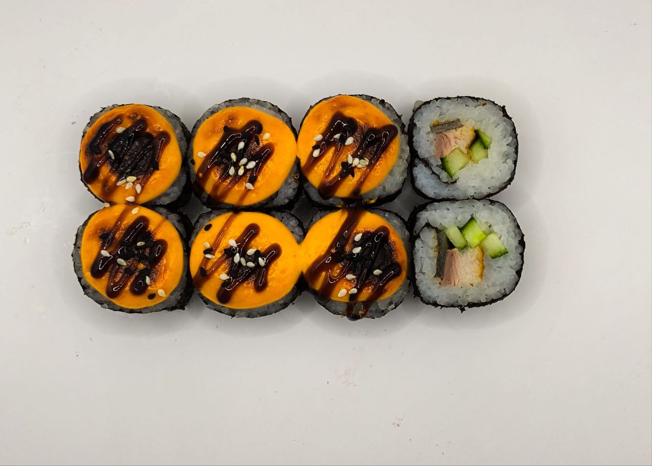 Запеченный ролл с угрем