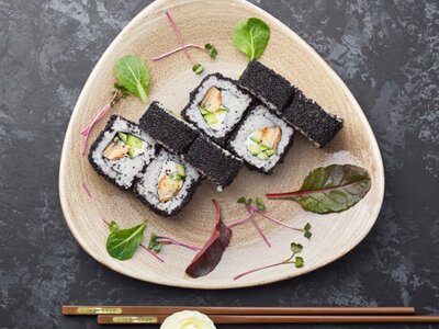 Калифорния с угрем